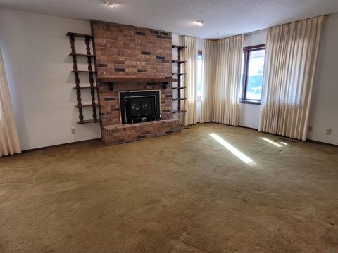 Tiny photo for 620 6th Ave, Sheldon, IA 51201 (MLS # 832089)