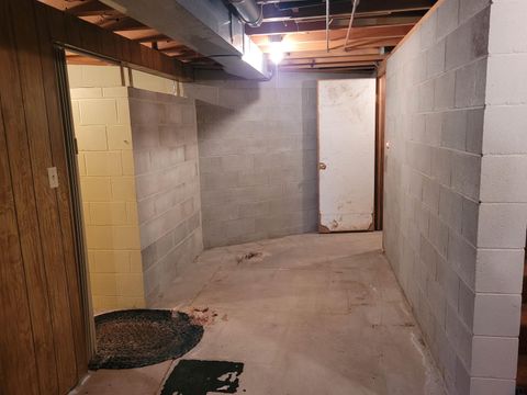 Tiny photo for 620 6th Ave, Sheldon, IA 51201 (MLS # 832089)