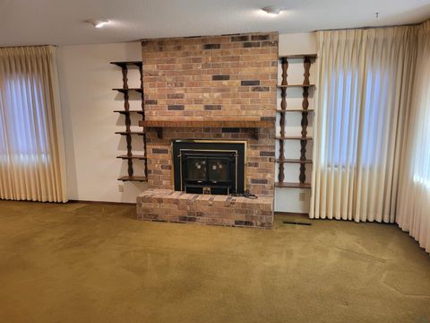 Tiny photo for 620 6th Ave, Sheldon, IA 51201 (MLS # 832089)