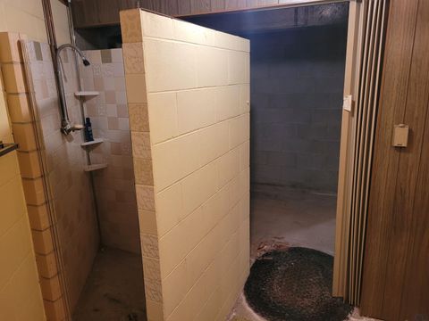 Tiny photo for 620 6th Ave, Sheldon, IA 51201 (MLS # 832089)