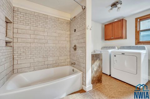 Tiny photo for 607 Albany Avenue NE Ave, Orange City, IA 51041 (MLS # 830747)