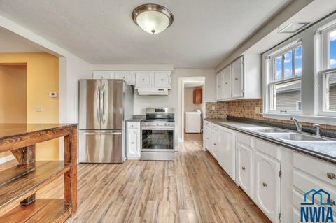 Tiny photo for 607 Albany Avenue NE Ave, Orange City, IA 51041 (MLS # 830747)