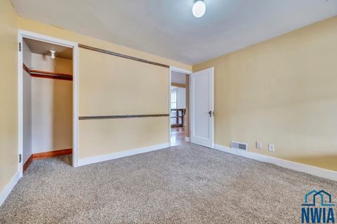 Tiny photo for 607 Albany Avenue NE Ave, Orange City, IA 51041 (MLS # 830747)