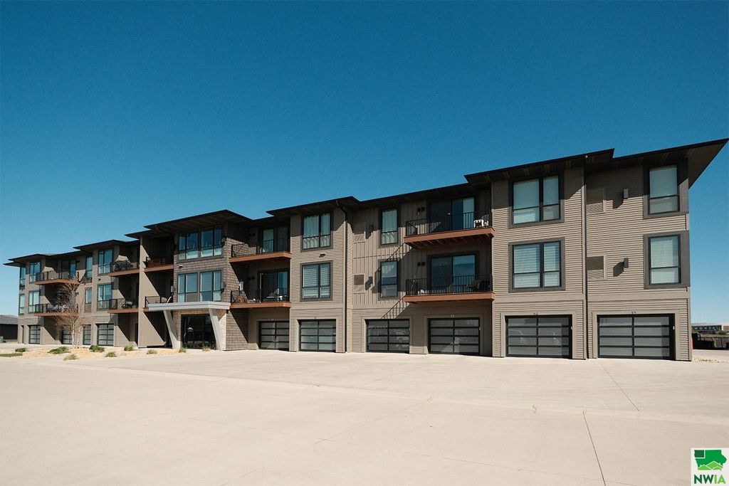 Photo of 1351 13th Ave SE, Unit #308, Sioux Center, IA 51250 (MLS # 828484)