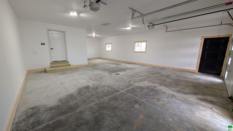 Tiny photo for 1647 7th Ave SE, Sioux Center, IA 51250 (MLS # 828982)