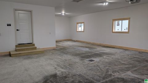 Tiny photo for 1647 7th Ave SE, Sioux Center, IA 51250 (MLS # 828982)