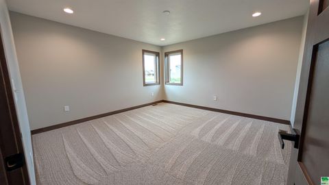 Tiny photo for 1647 7th Ave SE, Sioux Center, IA 51250 (MLS # 828982)