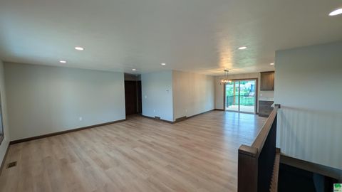 Tiny photo for 1647 7th Ave SE, Sioux Center, IA 51250 (MLS # 828982)