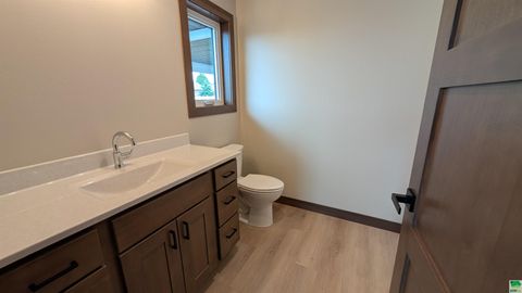 Tiny photo for 1647 7th Ave SE, Sioux Center, IA 51250 (MLS # 828982)