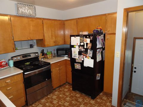 Tiny photo for 716 4th Street, Sheldon, IA 51201 (MLS # 830578)