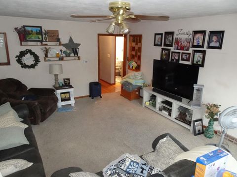 Tiny photo for 716 4th Street, Sheldon, IA 51201 (MLS # 830578)