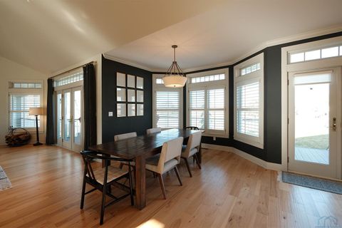 Tiny photo for 402 Martin Drive NE Dr, Orange City, IA 51041 (MLS # 832384)