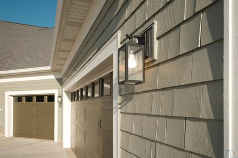 Tiny photo for 402 Martin Drive NE Dr, Orange City, IA 51041 (MLS # 832384)