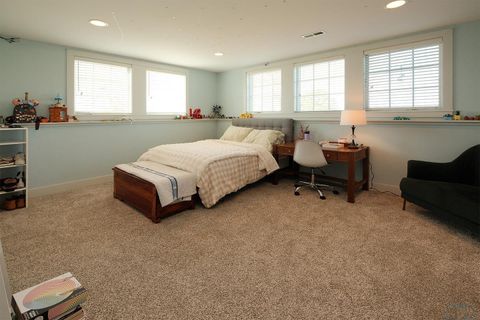 Tiny photo for 402 Martin Drive NE Dr, Orange City, IA 51041 (MLS # 832384)