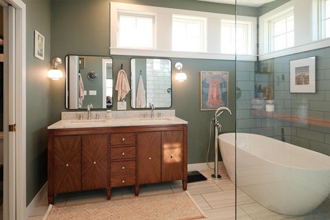 Tiny photo for 402 Martin Drive NE Dr, Orange City, IA 51041 (MLS # 832384)