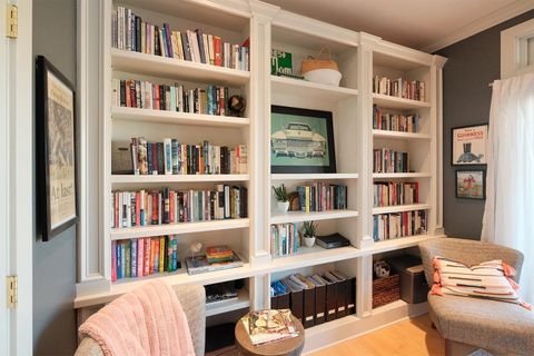 Tiny photo for 402 Martin Drive NE Dr, Orange City, IA 51041 (MLS # 832384)