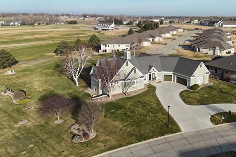 Tiny photo for 402 Martin Drive NE Dr, Orange City, IA 51041 (MLS # 832384)