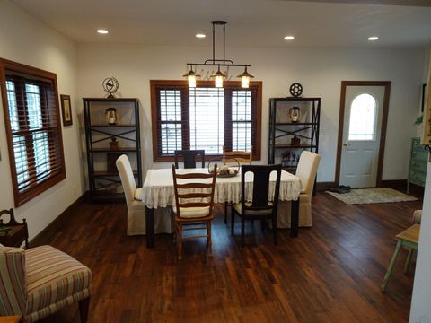 Tiny photo for 1024 7th Street, Sheldon, IA 51201 (MLS # 832100)