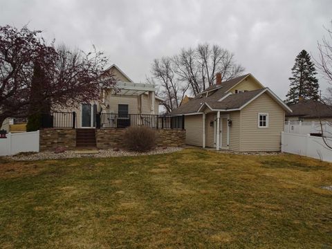 Tiny photo for 1024 7th Street, Sheldon, IA 51201 (MLS # 832100)
