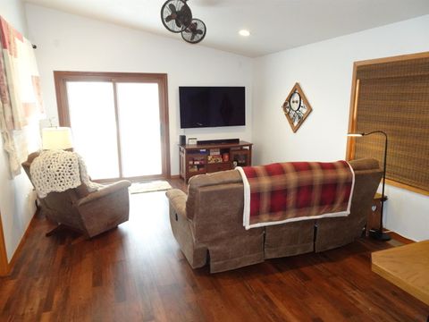 Tiny photo for 1024 7th Street, Sheldon, IA 51201 (MLS # 832100)