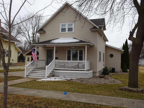 Tiny photo for 1024 7th Street, Sheldon, IA 51201 (MLS # 832100)