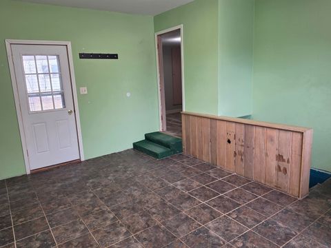 Tiny photo for 515 8th Ave, Sheldon, IA 51201 (MLS # 832297)