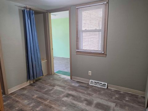 Tiny photo for 515 8th Ave, Sheldon, IA 51201 (MLS # 832297)