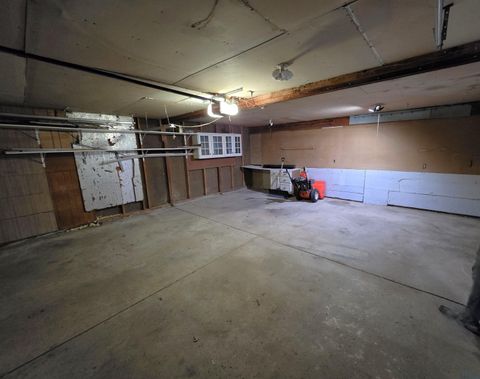 Tiny photo for 515 8th Ave, Sheldon, IA 51201 (MLS # 832297)