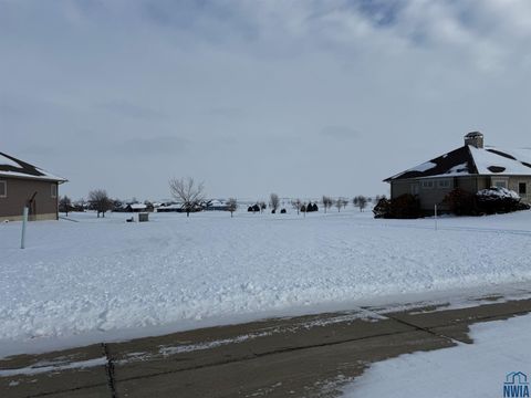 Tiny photo for 2234 Ridge Road, Sioux Center, IA 51250 (MLS # 831112)