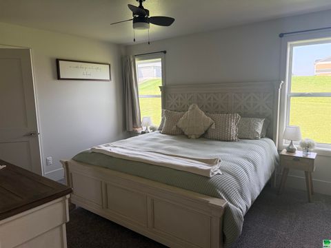 Tiny photo for 1506 Lincoln Pl SE Pl, Orange City, IA 51250 (MLS # 829850)