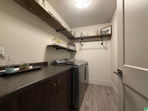 Tiny photo for 1506 Lincoln Pl SE Pl, Orange City, IA 51250 (MLS # 829850)