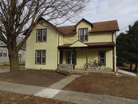 Photo of 1309 Iselin Avenue, Sheldon, IA 51201 (MLS # 832123)