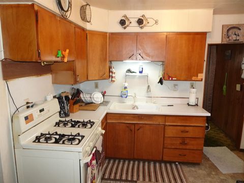 Tiny photo for 1309 Iselin Avenue, Sheldon, IA 51201 (MLS # 832123)