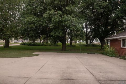 Tiny photo for 606 Concord Ave NE Ave, Orange City, IA 51041 (MLS # 830358)