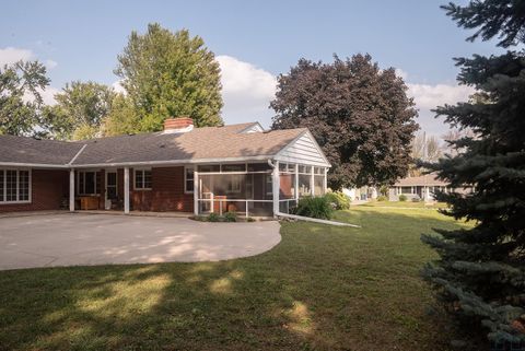 Tiny photo for 606 Concord Ave NE Ave, Orange City, IA 51041 (MLS # 830358)