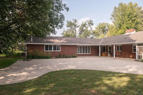 Tiny photo for 606 Concord Ave NE Ave, Orange City, IA 51041 (MLS # 830358)