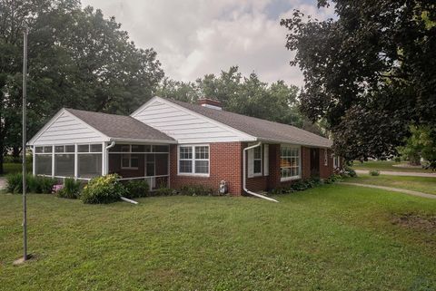Tiny photo for 606 Concord Ave NE Ave, Orange City, IA 51041 (MLS # 830358)
