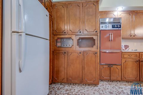 Tiny photo for 606 Concord Ave NE Ave, Orange City, IA 51041 (MLS # 830358)