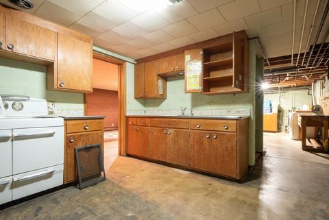 Tiny photo for 606 Concord Ave NE Ave, Orange City, IA 51041 (MLS # 830358)