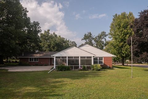 Tiny photo for 606 Concord Ave NE Ave, Orange City, IA 51041 (MLS # 830358)