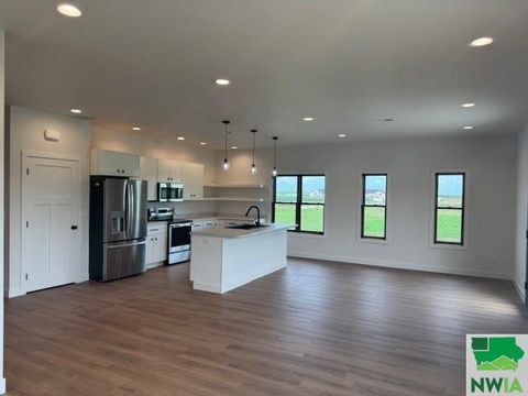 Tiny photo for 1558 11th Ave NE, Sioux Center, IA 51250 (MLS # 829622)