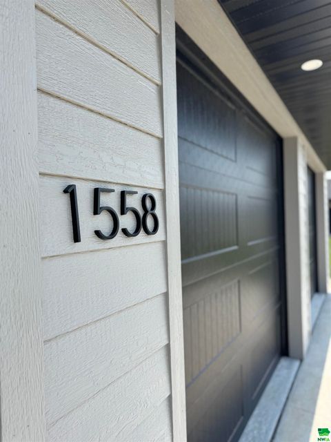 Tiny photo for 1558 11th Ave NE, Sioux Center, IA 51250 (MLS # 829622)