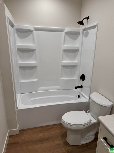 Tiny photo for 1558 11th Ave NE, Sioux Center, IA 51250 (MLS # 829622)