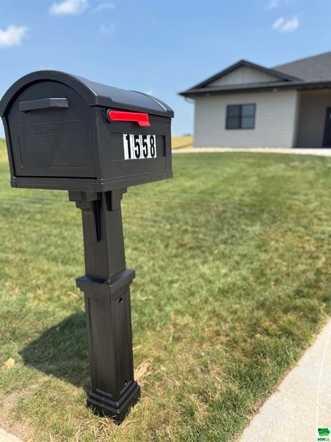 Tiny photo for 1558 11th Ave NE, Sioux Center, IA 51250 (MLS # 829622)