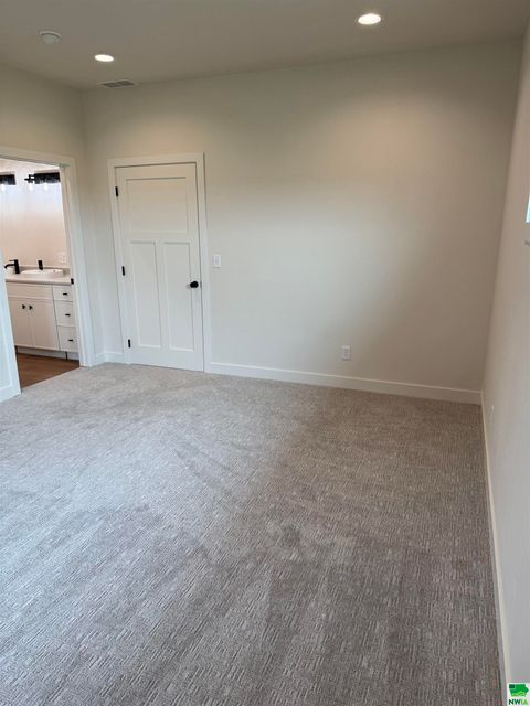 Tiny photo for 1558 11th Ave NE, Sioux Center, IA 51250 (MLS # 829622)