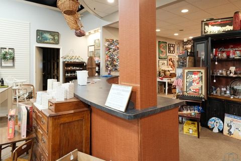 Tiny photo for 1825 2nd Ave SW, Sioux Center, IA 51250 (MLS # 831638)