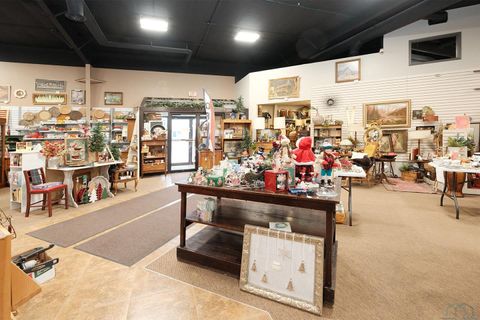 Tiny photo for 1825 2nd Ave SW, Sioux Center, IA 51250 (MLS # 831638)