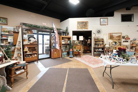 Tiny photo for 1825 2nd Ave SW, Sioux Center, IA 51250 (MLS # 831638)