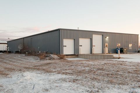 Tiny photo for 1825 2nd Ave SW, Sioux Center, IA 51250 (MLS # 831638)