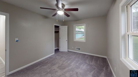 Tiny photo for 403 2nd Ave SE Ave, Sioux Center, IA 51250 (MLS # 829197)